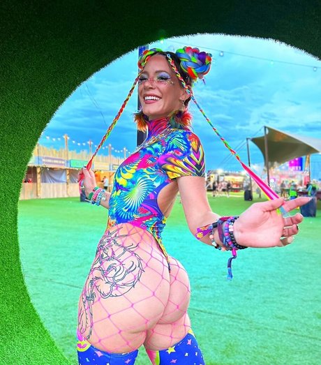 ゲイディルドOnlyFans 無料ヌード 写真