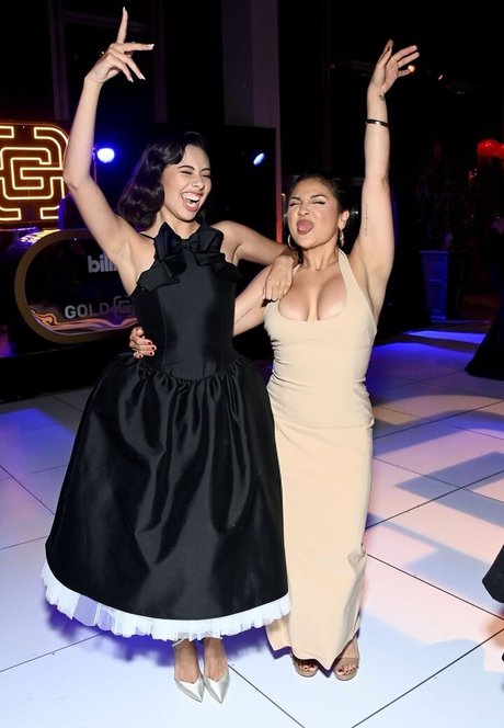 Xochitl Gomez ヌードスター 写真