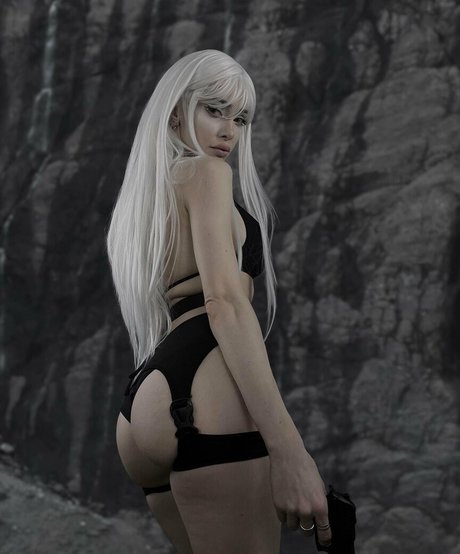 Narcellie Dover セクシーなポルノスター 写真