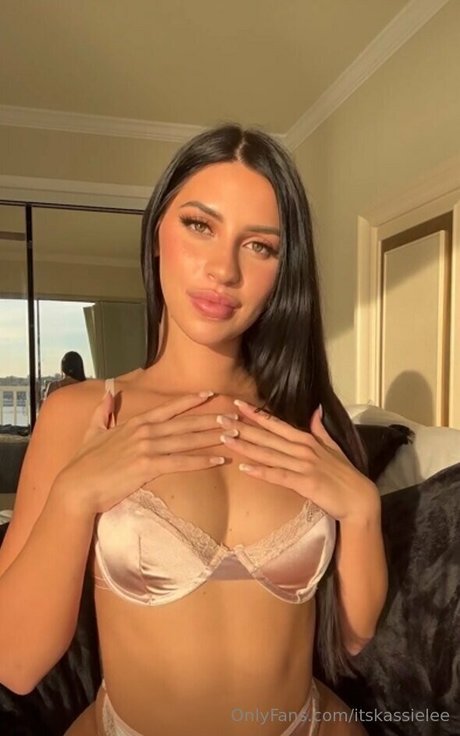 itskassielee セクシーなポルノスター 写真