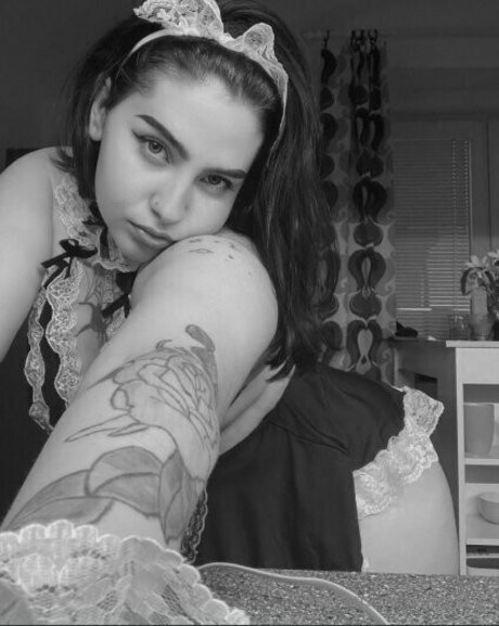 スリムな熟女OnlyFans ベスト 画像