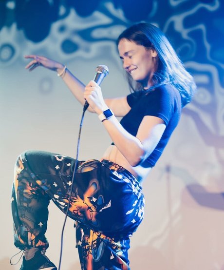 Dev Lemons ヌードモデル 画像