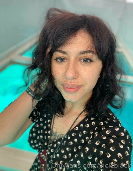 vickiblack ポルノスター アダルト アーカイブ