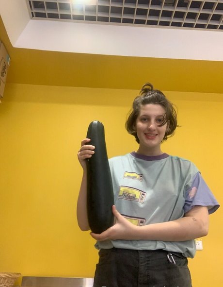 whoismeggy ヌードスター 写真