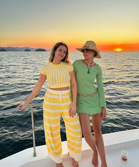 Logan Rae Hill 素敵なモデル アーカイブ