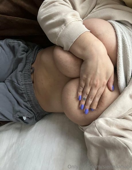 siennaababi XXXモデル 画像