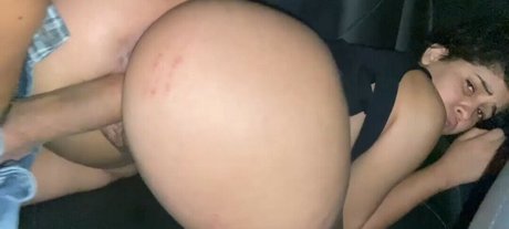 Karinezinha セックスモデル 写真