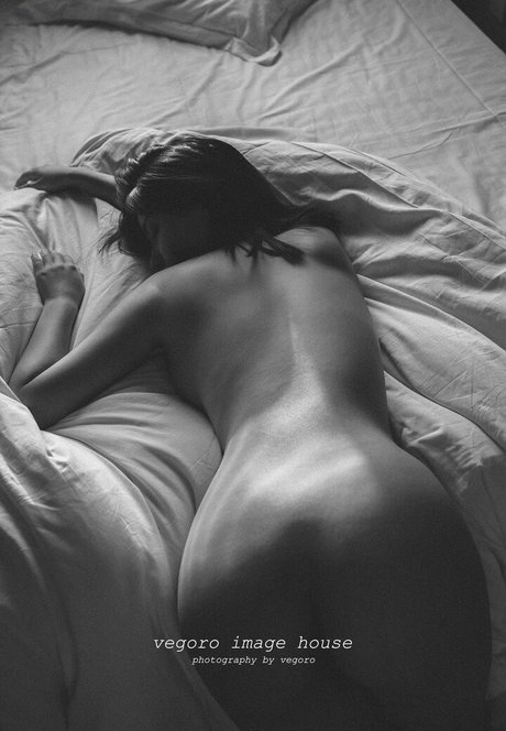 shijiuuuu127585 HDスター 写真