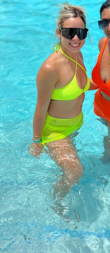 アヘ顔 OnlyFans 美しいポルノ 画像