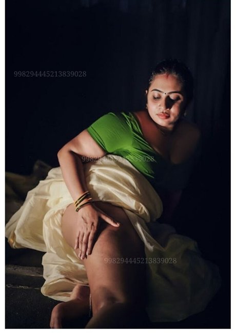 Nila Nambiar 女優 写真