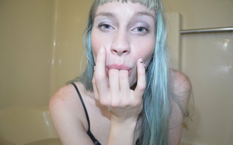 bb apathy ヌードのポルノスター 写真