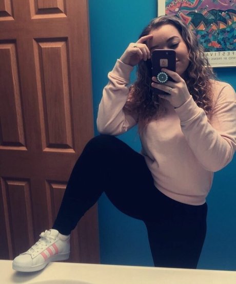 honeyiced 美しいモデル 画像