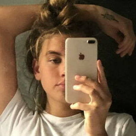 黒檀の小人OnlyFans ホットヌード 写真