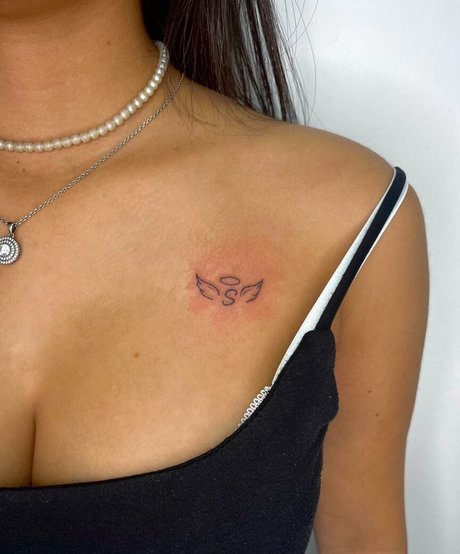 May Cohen セクシーなポルノスター 写真