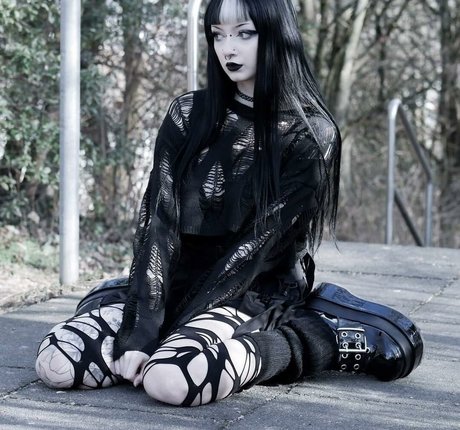 ディックスオンリーファンズ ヌード ギャラリー