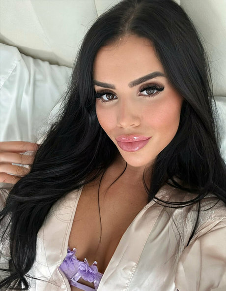 hijabiqueen69 アダルト女優 ギャラリー