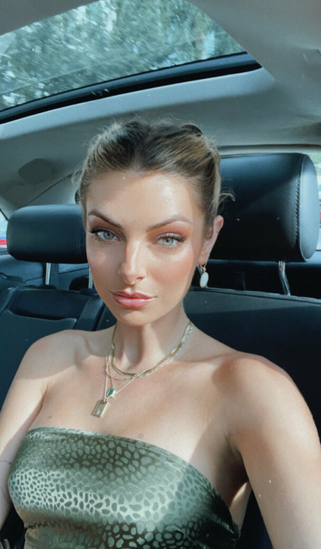 潮吹きマンコOnlyFans ホットセックス 画像