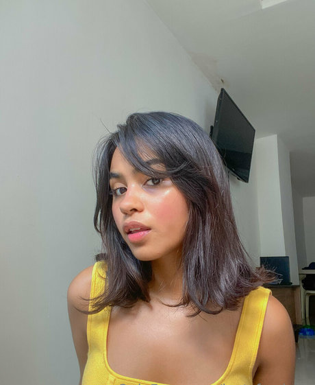 luna foot goddess ポルノ女優 画像