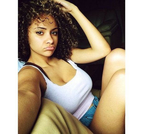 Nicole A Foster ホット女優 画像