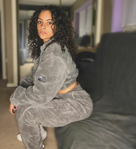 ナイロン足 OnlyFans ホット裸 画像