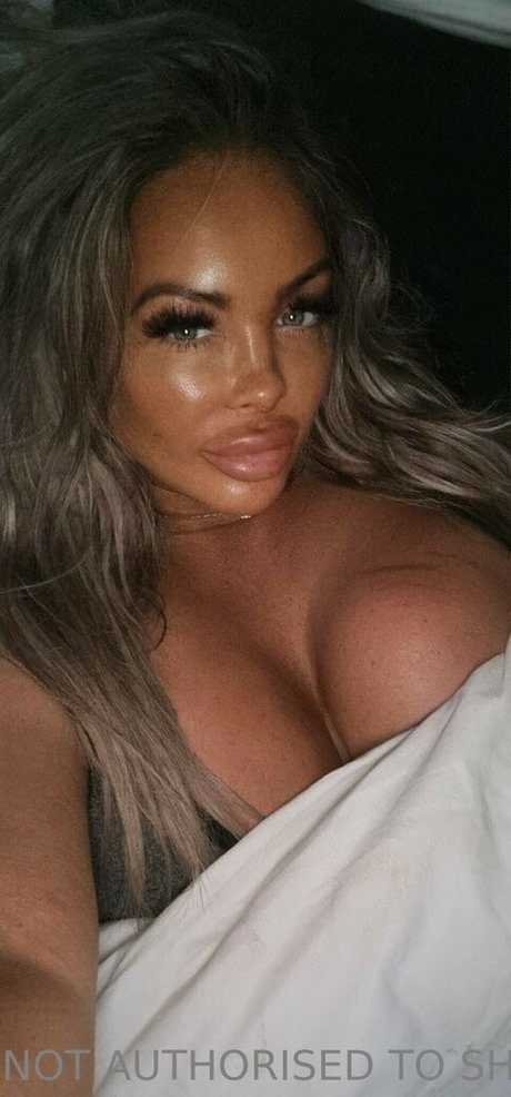 黒檀の白いチンポOnlyFans xxx ギャラリー