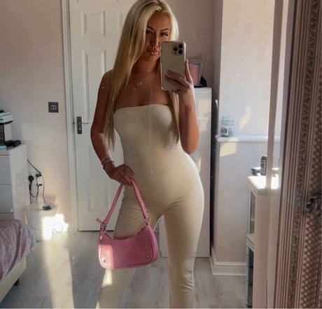 姉妹OnlyFans セクシーxxx 写真