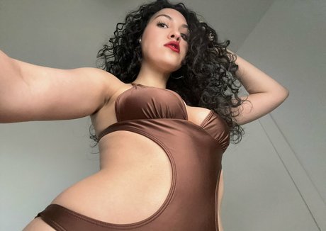 princesadelilah ヌードのポルノスター 写真