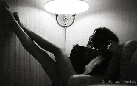 mr hxly xxxスター 写真