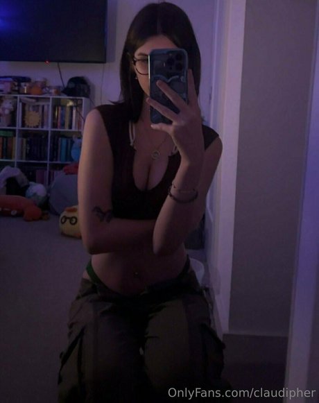 claudipher ポルノ女優 写真