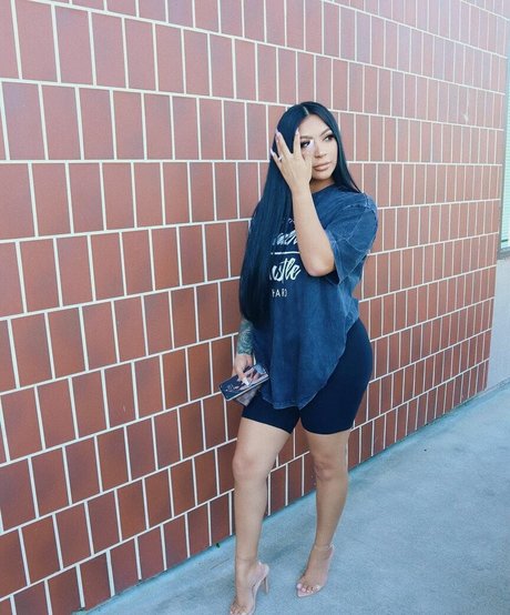 Evettexo HD女優 ギャラリー