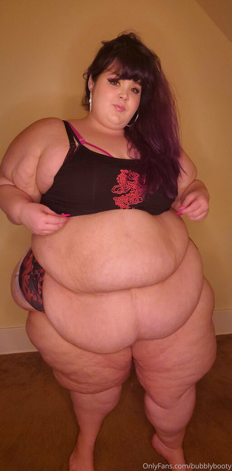 濃厚なラテン系熟女OnlyFans ホット ギャラリー