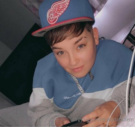 イタリア人熟女OnlyFans セクシーxxx 写真