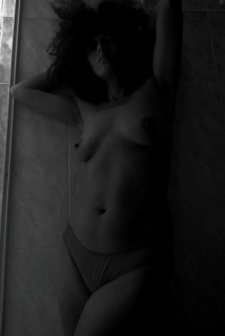 エボニーフィットネスOnlyFans セクシー 写真