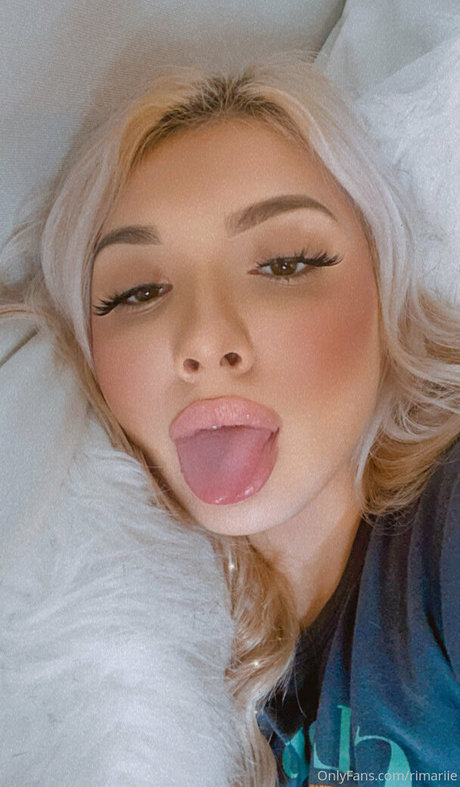 rimariie ホットなスター 写真