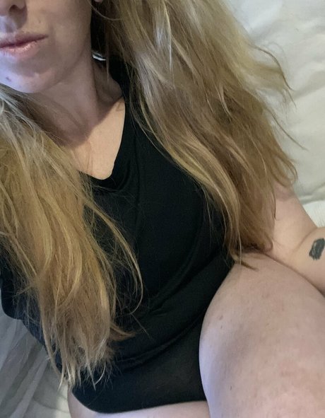 curvykgirl ポルノスター 無料 画像