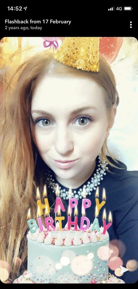 curvykgirl アダルトモデル 画像