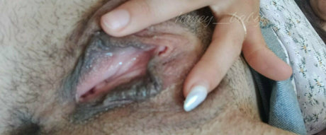 デカ尻ジーンズ OnlyFans 無料ヌード 画像