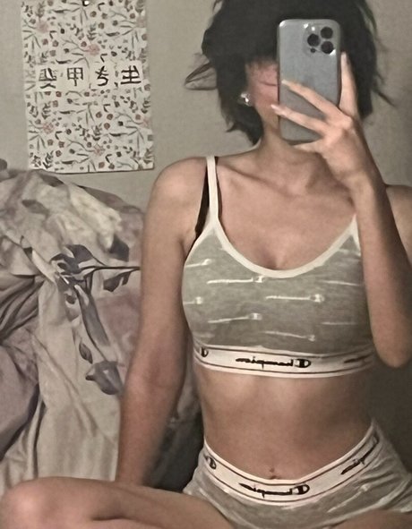 leez_____ モデル アーカイブ