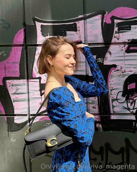 バレーボール OnlyFans アートヌード 写真