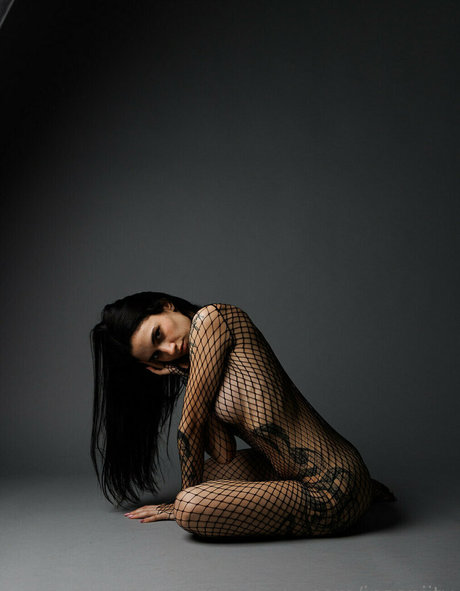 inseniity 最高のモデル 画像