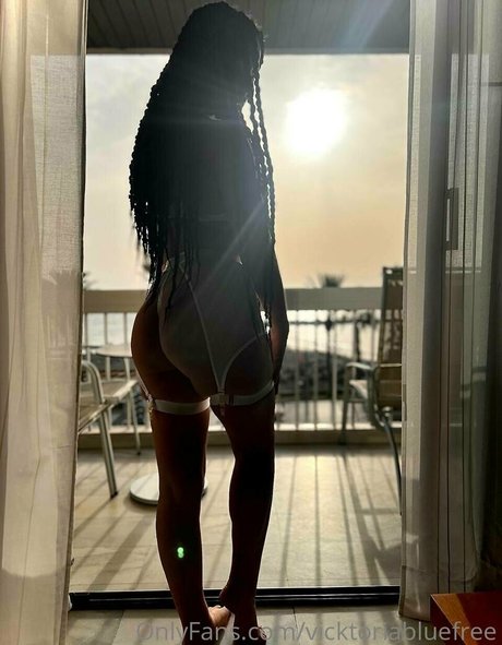 vicktoriabluefree ポルノスター トップ 画像