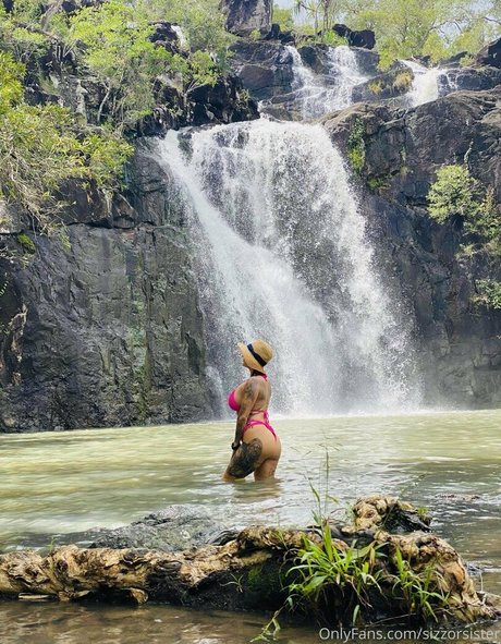 sizzorsister 高品質のスター 写真