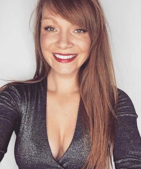 Summer Monteys Fullam ヌードスター 写真