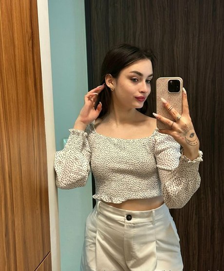 アジア人トゥインクOnlyFans 無料裸 写真