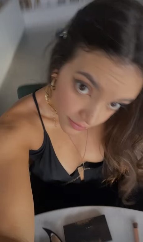 美しいベイビーOnlyFans セクシーヌード 写真