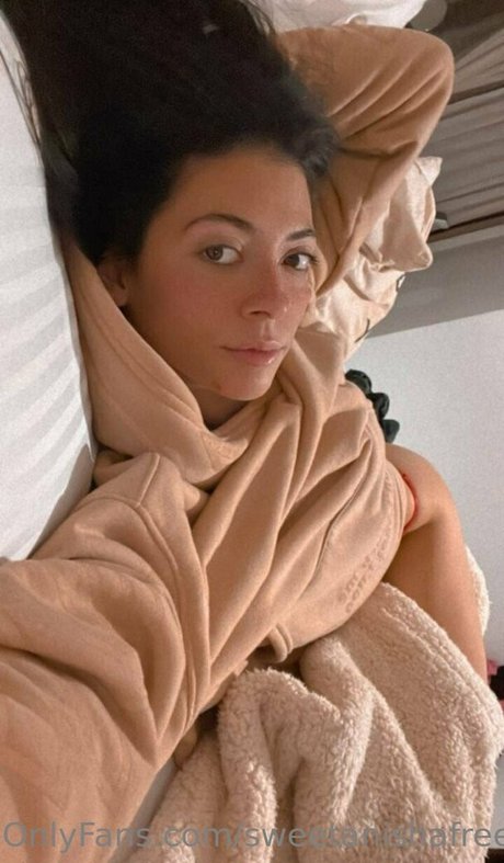 18歳のOnlyFans xxx 画像