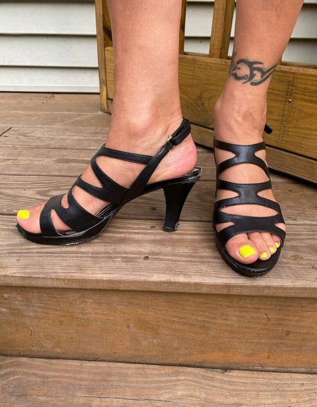 devonssexyfeet トップモデル 写真