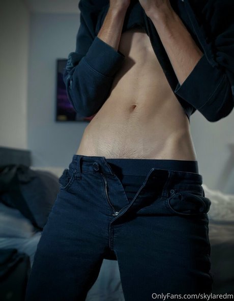 skylaredm ヌードのポルノスター 写真