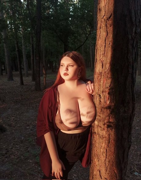 母乳オンリーファン ホット 写真