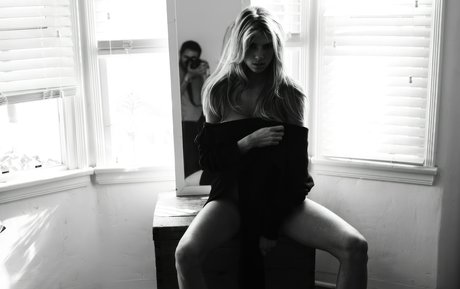 Charlotte McKinney 高品質モデル ギャラリー